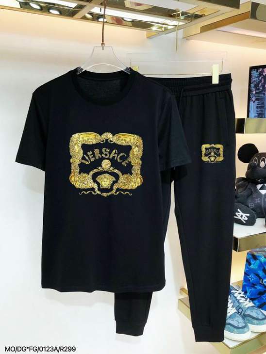 Picture of Versace Shirt Pant Suits _SKUVersaceM-5XLkdtn13525145